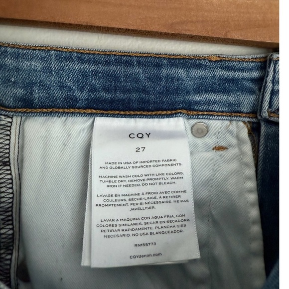 CQY High Rise Straight Leg Jeans in Light Wash Blue - Picture 6 of 7